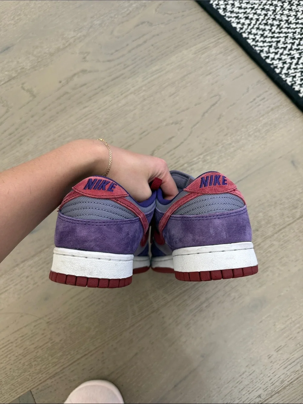 Nike barely worn